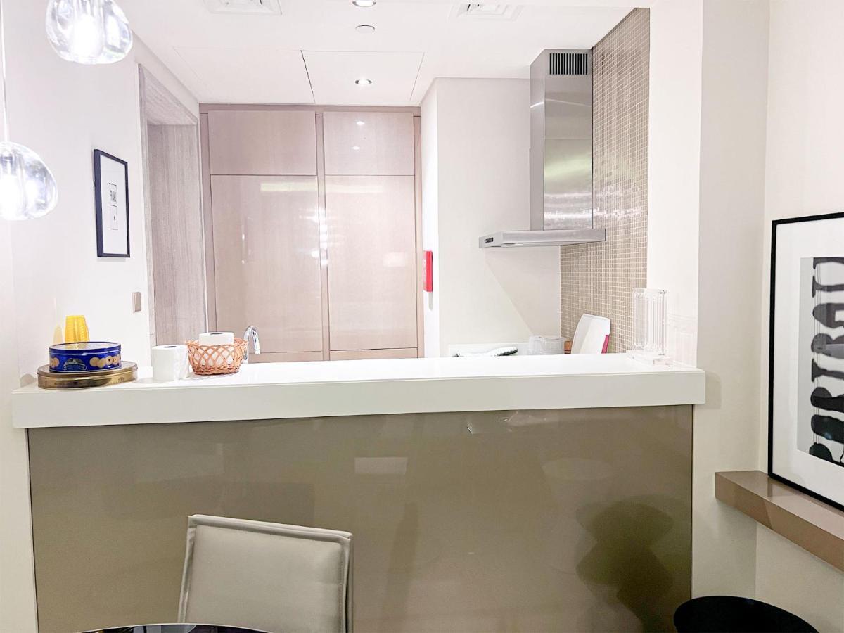 Cosmos Living 1 Bedroom Paramount Hotels Apartment