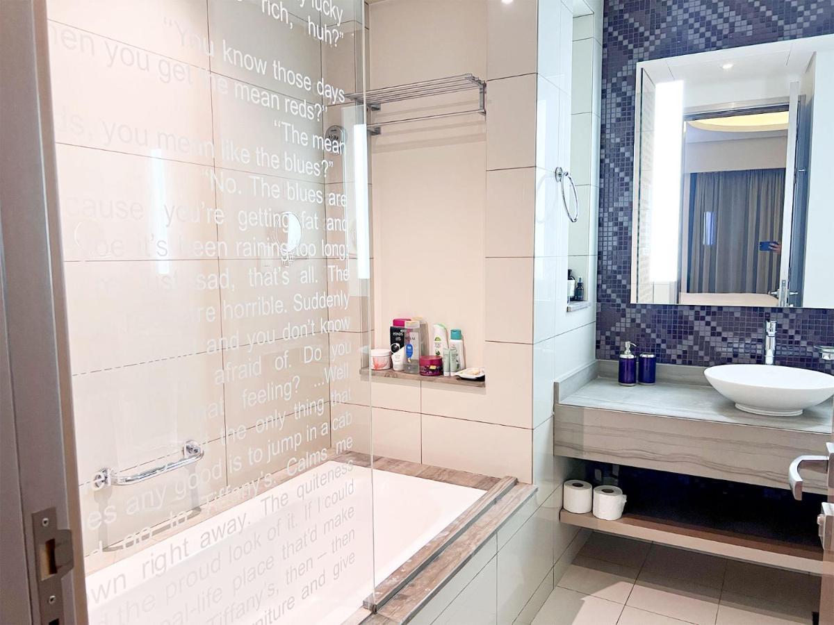 Cosmos Living 1 Bedroom Paramount Hotels * Dubai